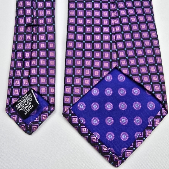 TED BAKER- 100% Silk Neat Grid- Box Pattern Necktie - Picture 3 of 8